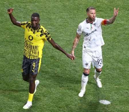 Borussia bate Monterrey e pega o Real Madrid nas quartas do Mundial