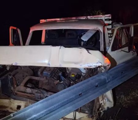 Colisão frontal deixa três mortos e quatro feridos na MS-162