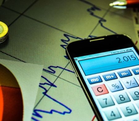 Mercado financeiro projeta inflação de 4,83% em 2025