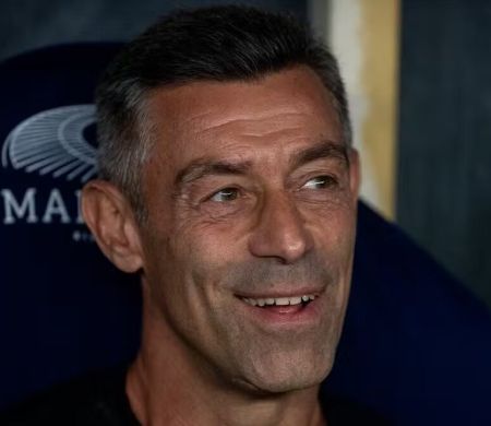 Santos é condenado pela Fifa a pagar R$ 13 mi ao técnico Pedro Caixinha