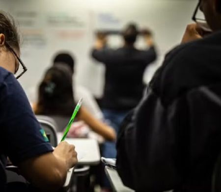 Mensalidade escolar em 2026 deve ser reajustada o dobro da inflação
