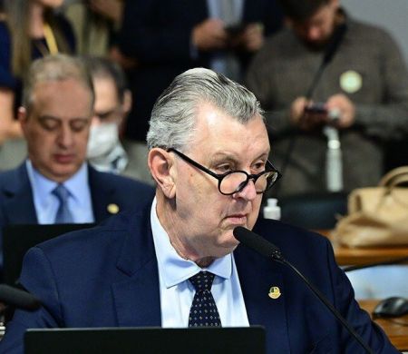 Projeto que reduz tarifas de energia e água em calamidades avança no Senado