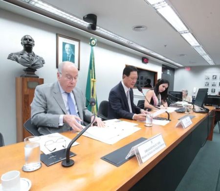 Vieira rejeita militarização e diz que esses movimentos no Caribe são “graves”