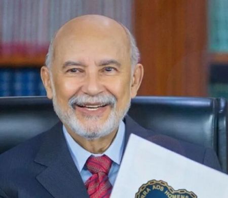 Morre aos 84 anos o jornalista e presidente da LBV, Paiva Neto