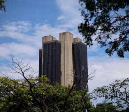 Economistas reduzem para 4,72 a expectativa de inflação este ano