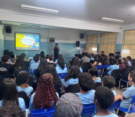 Procon leva palestra sobre finanças e prevenção a golpes a bairro da capital