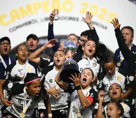 Corinthians bate Deportivo Cali e se sagra hexacampeão da Libertadores feminina