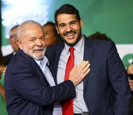 Lula e Alcolumbre vão se reunir para definir nome no STF