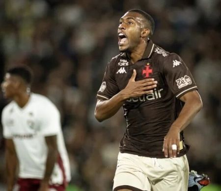 Vasco bate Fluminense e vence a terceira seguida no Brasileiro