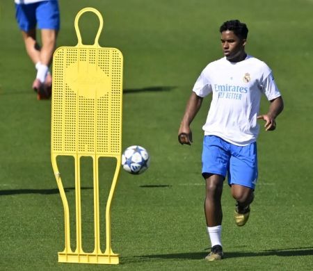 Endrick pode voltar ao Palmeiras, mas pai impõe condição 