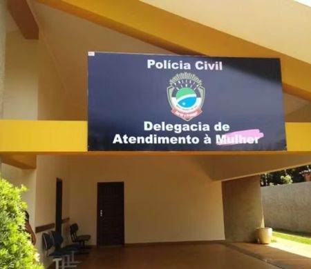 Mulher mata a companheira e confessa o crime