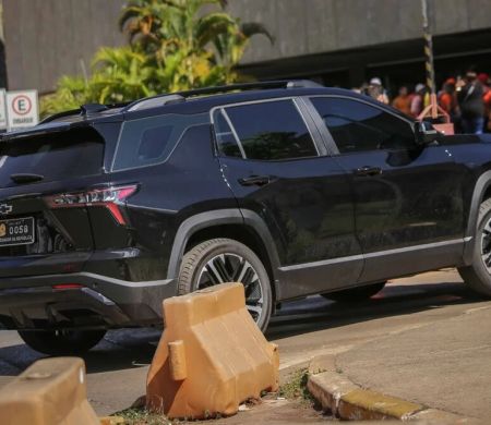Senado aluga 79 SUVs de luxo com teto solar por R$ 47 milhões
