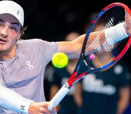 Fonseca vai á semi do ATP 500 da Baileia ao vencer ex-top 10 