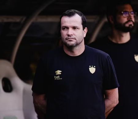 Sport comunica a demissão do técnico Daniel Paulista Sport comunica a demissão do técnico Daniel Paulista