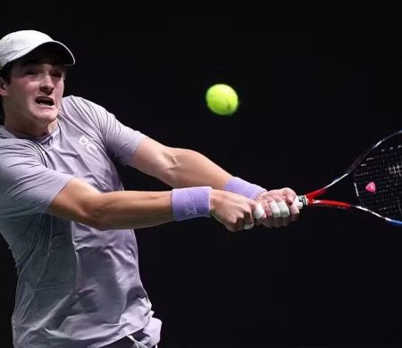 Fonseca enfrenta Karen Khachanov no Masters 1000 de Paris