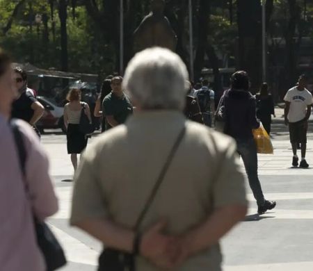 BMG vai ressarcir cobranças indevidas de empréstimos a aposentados BMG vai ressarcir cobranças indevidas de empréstimos a aposentados