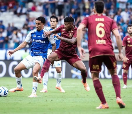 No estádio Mineirão, Cruzeiro só empata com o Fluminense