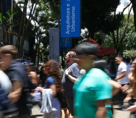 Enem 2025 registra 27% de abstenção no primeiro dia de provas
