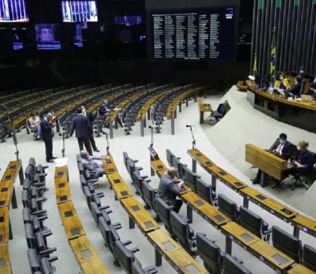 Câmara pode votar hoje o 'PL Antifacção' após recuo do relator