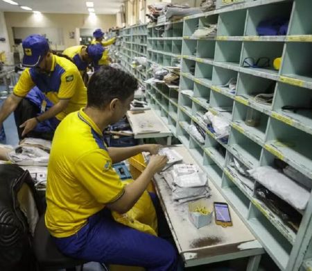 Correios planejam levantar R$ 10 bi e demissão de 10 mil