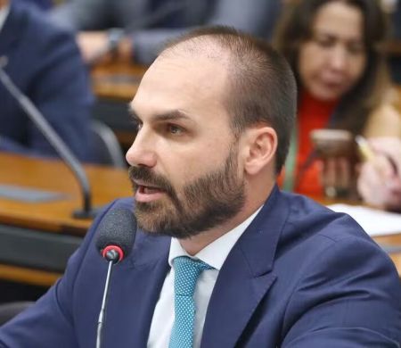 Supremo tem maioria para tornar Eduardo Bolsonaro réu 