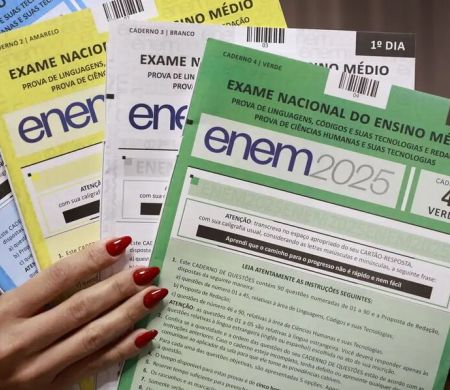 Inep divulga gabaritos e cadernos de provas do 2º dia do Enem