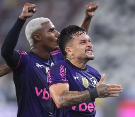 Botafogo bate o Grêmio e carimba vaga na Libertadores