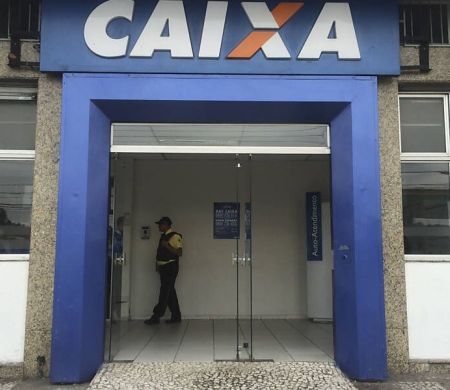 Beneficiários do Bolsa Família com NIS final 7 recebem nesta terça-feira