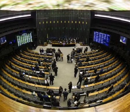 Senado deve votar hoje PLP sobre aposentadoria integral de agentes de saúde