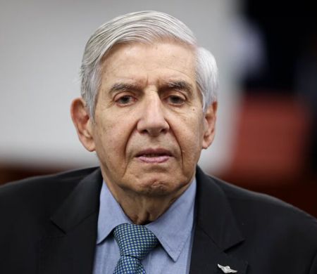 Parecer da PGR sugere prisão domiciliar a Augusto Heleno por questões de saúde