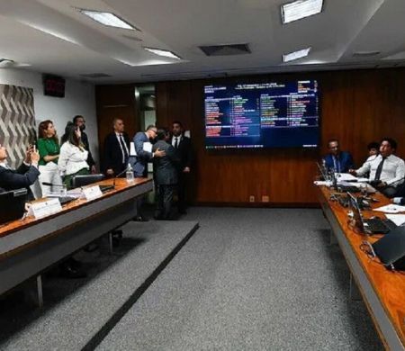 Comissão do Senado aprova ampliar a fiscalização de emendas Pix