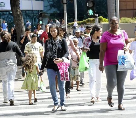 Cerca de 50% das mulheres brasileiras denunciam desrespeito