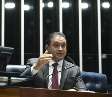 Senador e secretário da Previdência são alvos da PF por desvios do INSS