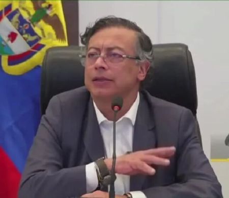 Petro diz que EUA atacaram 