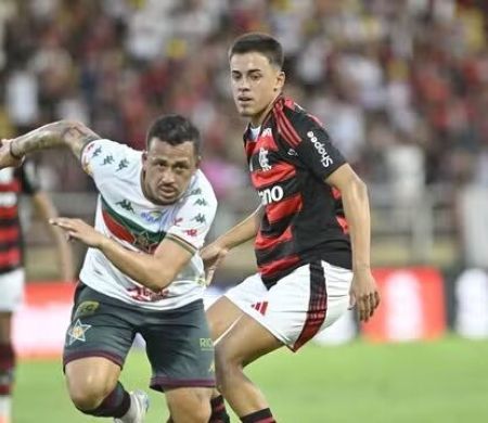 Flamengo tropeça diante da Portuguesa e decepciona na estreia do Carioca
