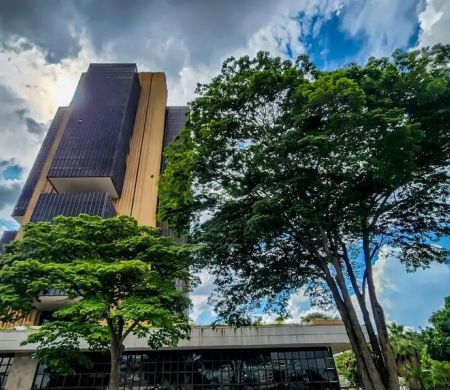 BC desiste de recurso contra inspeção do TCU no caso Master