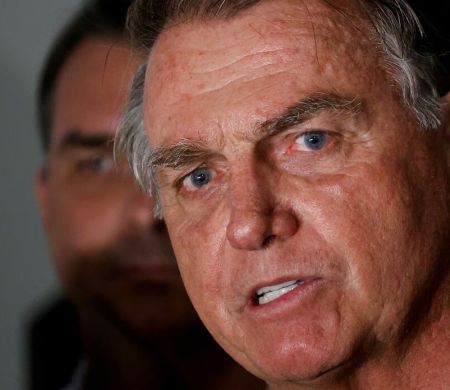 Perseguido, ex-presidente Bolsonaro é transferido para a Papudinha