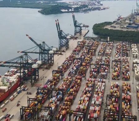 Movimentação no Porto de Santos foi a maior de sua história em 2025&nbsp;
