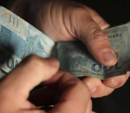 Consulta ao Abono Salarial foi liberada nesta quinta-feira&nbsp;