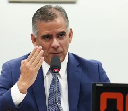 Leur Lomanto Júnior (União Brasil-BA) é o novo presidente da CCJ