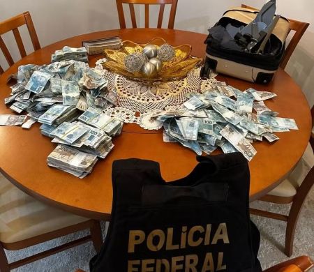 PF faz buscas sobre o Master, em SC, e vê dinheiro jogado pela janela&nbsp;