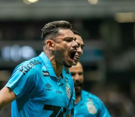 Mirassol negocia empréstimo de Tiquinho Soares junto ao Santos