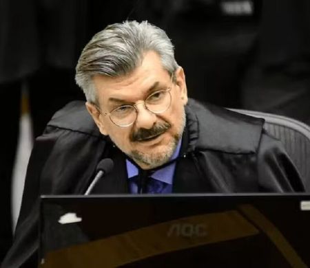 MP pede ao TCU que atue para STJ suspender salário de ministro afastado