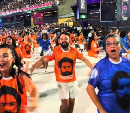 Com risco de propaganda antecipada, samba sobre Lula chega à Sapucaí