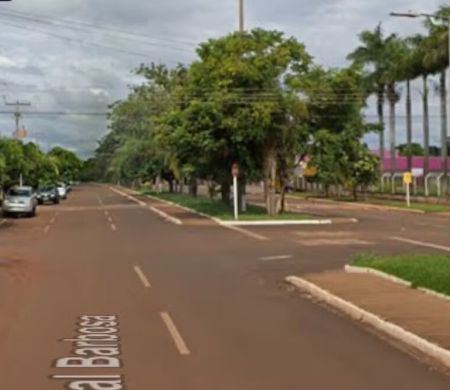 Avanço de sinal termina com motociclista morto e condutor foragido