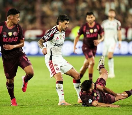 Flamengo perde do Lanús na Argentina e abre Recopa em desvantagem