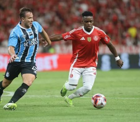 Gre-Nal começa luta pelo título do Gauchão na Arena do Grêmio