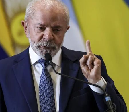 Com apelo à paz, Lula condena corrida armamentista e critica ONU