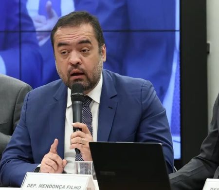 Processo que pode cassar governador do Rio será retomado hoje&nbsp;