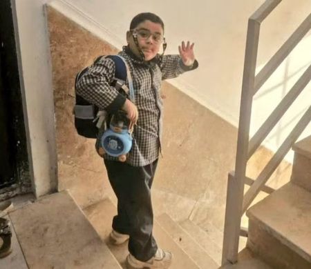Menino acenando pra mãe antes de morrer em ataque a escola viraliza